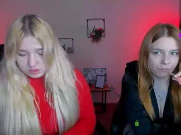 juli_kisss from Chaturbate is Freechat