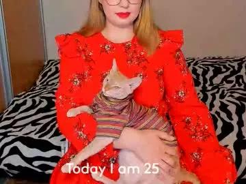 Entertain your itch for girls livestreamers with our collection of stunning models, skilled in the art of temptation and delight.