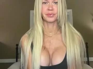 karabearr from Chaturbate is Freechat