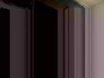 karatelips2000 from Chaturbate