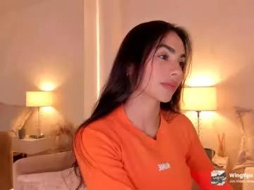Entertain your itch for girls livestreamers with our collection of stunning models, skilled in the art of temptation and delight.
