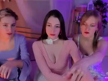Entertain your itch for girls livestreamers with our collection of stunning models, skilled in the art of temptation and delight.