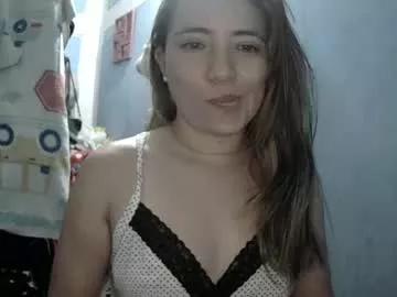 kissmelovejummy from Chaturbate is Freechat