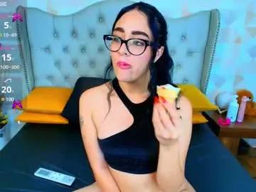 Entertain your itch for girls livestreamers with our collection of stunning models, skilled in the art of temptation and delight.