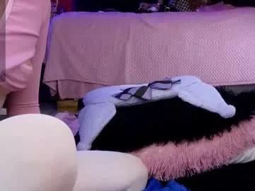 kitty_roses model from Chaturbate