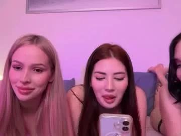 Entertain your itch for girls livestreamers with our collection of stunning models, skilled in the art of temptation and delight.
