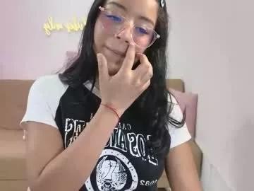 lalalutsy_tay from Chaturbate