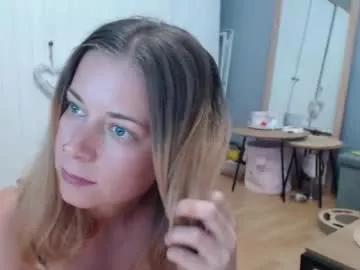 lara_c_rau from Chaturbate