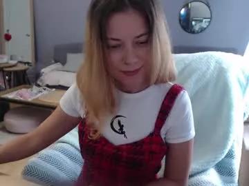 lara_c_rau from Chaturbate