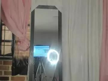laura_soft from Chaturbate is Freechat