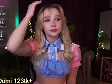 Entertain your itch for girls livestreamers with our collection of stunning models, skilled in the art of temptation and delight.