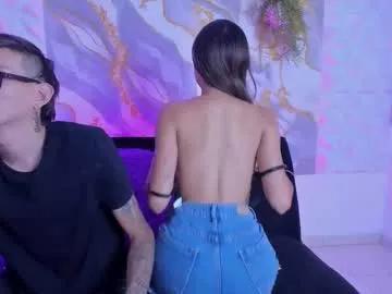 Photos of lil_daphneandstuart from Chaturbate is Freechat