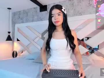 Entertain your itch for girls livestreamers with our collection of stunning models, skilled in the art of temptation and delight.