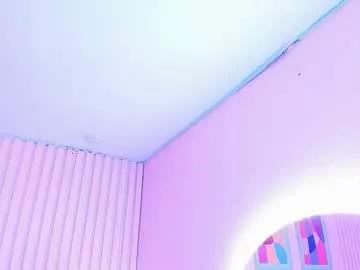 little_vel from Chaturbate is Freechat