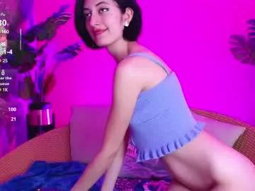 Entertain your itch for girls livestreamers with our collection of stunning models, skilled in the art of temptation and delight.
