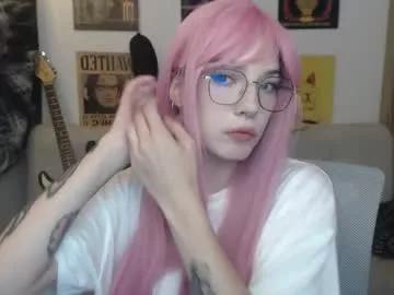 Entertain your itch for girls livestreamers with our collection of stunning models, skilled in the art of temptation and delight.
