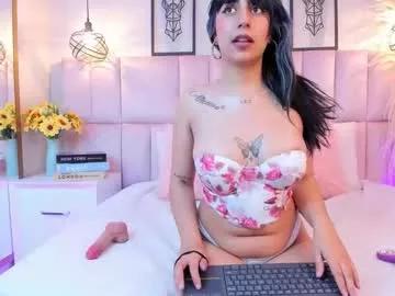 Entertain your itch for girls livestreamers with our collection of stunning models, skilled in the art of temptation and delight.