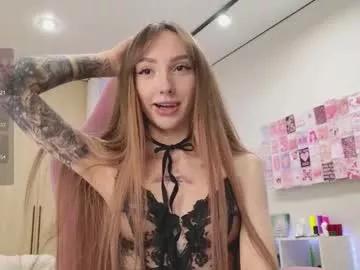 Entertain your itch for girls livestreamers with our collection of stunning models, skilled in the art of temptation and delight.