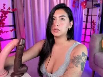 Entertain your itch for girls livestreamers with our collection of stunning models, skilled in the art of temptation and delight.
