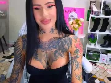 Entertain your itch for girls livestreamers with our collection of stunning models, skilled in the art of temptation and delight.