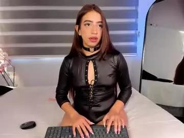 Entertain your itch for girls livestreamers with our collection of stunning models, skilled in the art of temptation and delight.