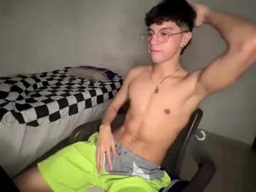 mike_pineapple from Chaturbate is Freechat