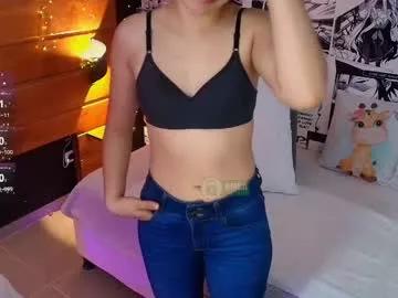Entertain your itch for girls livestreamers with our collection of stunning models, skilled in the art of temptation and delight.
