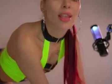 Entertain your itch for girls livestreamers with our collection of stunning models, skilled in the art of temptation and delight.