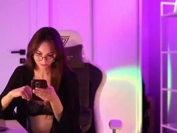 Entertain your itch for girls livestreamers with our collection of stunning models, skilled in the art of temptation and delight.