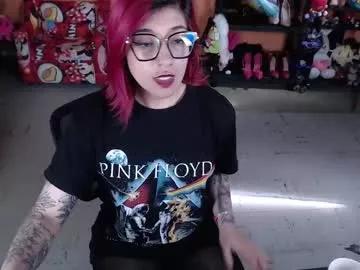 Entertain your itch for girls livestreamers with our collection of stunning models, skilled in the art of temptation and delight.