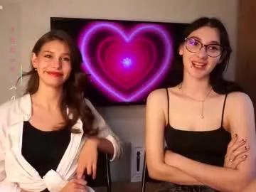 mollyswithnaomi from Chaturbate is Freechat