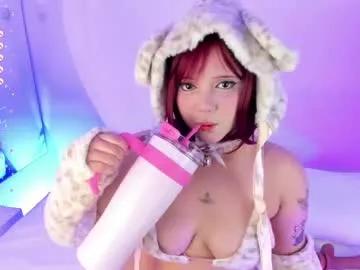 Entertain your itch for girls livestreamers with our collection of stunning models, skilled in the art of temptation and delight.