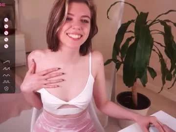 pollyrouge on Chaturbate