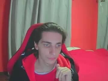 pttrazer from Chaturbate