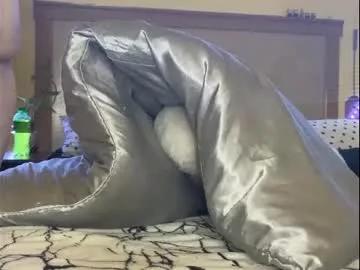 queenlucky from Chaturbate