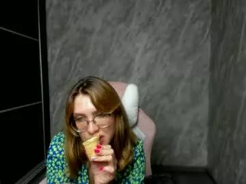 Photos of reginasmilee from Chaturbate is Freechat