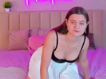 renesmy_black from Chaturbate is Freechat