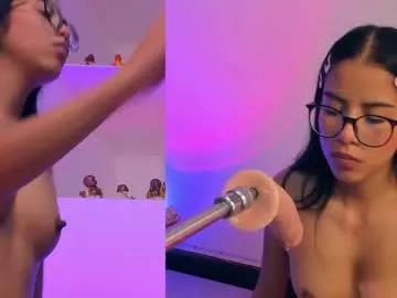 Entertain your itch for girls livestreamers with our collection of stunning models, skilled in the art of temptation and delight.