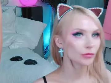 Entertain your itch for girls livestreamers with our collection of stunning models, skilled in the art of temptation and delight.