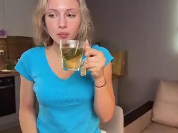 Photos of roselyn_rose from Chaturbate is Away