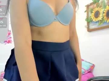 Entertain your itch for girls livestreamers with our collection of stunning models, skilled in the art of temptation and delight.