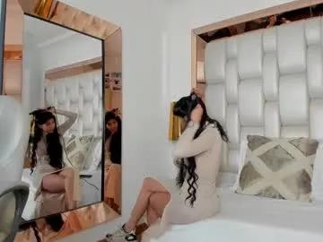 Entertain your itch for girls livestreamers with our collection of stunning models, skilled in the art of temptation and delight.