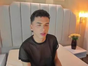 seantroyy from Chaturbate is Freechat