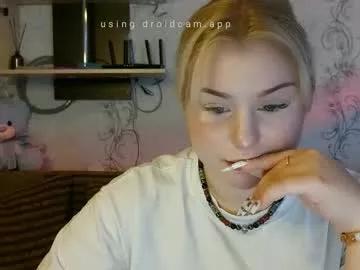 shylove_elina from Chaturbate is Freechat