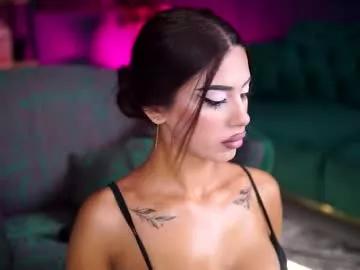 siennaruh from Chaturbate is Freechat