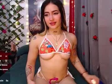 Entertain your itch for girls livestreamers with our collection of stunning models, skilled in the art of temptation and delight.