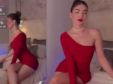 Entertain your itch for girls livestreamers with our collection of stunning models, skilled in the art of temptation and delight.