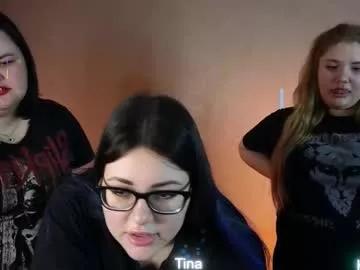Entertain your itch for girls livestreamers with our collection of stunning models, skilled in the art of temptation and delight.
