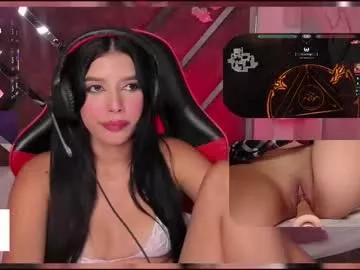 Entertain your itch for girls livestreamers with our collection of stunning models, skilled in the art of temptation and delight.