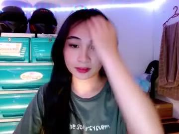 sweetlilly_18 from Chaturbate